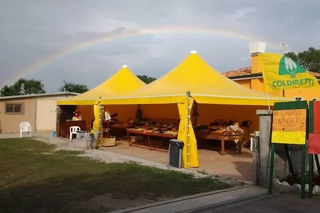 مزرعة للإقامة Eureka Azienda Agrituristica *